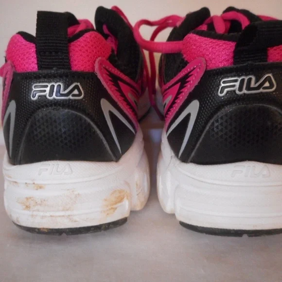 Fila Womens Pink / Black Athletic Shoes Sneakers - Picture 3 of 8